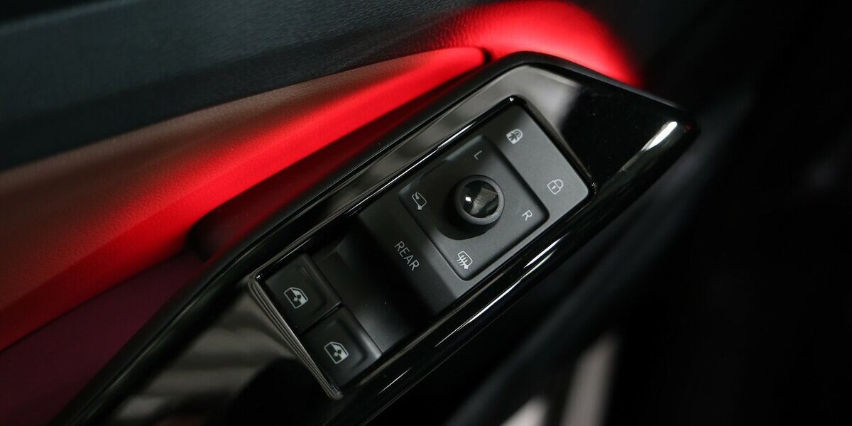 VW ID.5 PRO 128 kW IQ 99% // SCHÖNES FAHRZEUG // 4.000 km 31.991 &euro; Hamm 59077