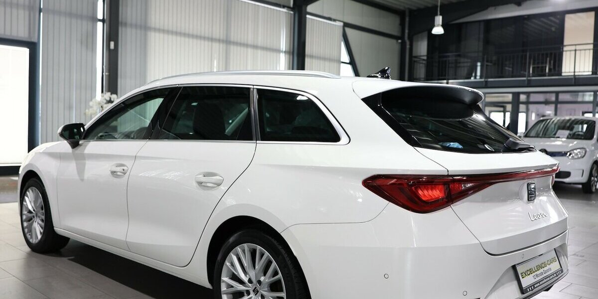 Seat Leon ST 2.0 TDI DSG XCELLENCE / LEDER / ACC+LANE 75.000 km 17.991 &euro; Hamm 59077