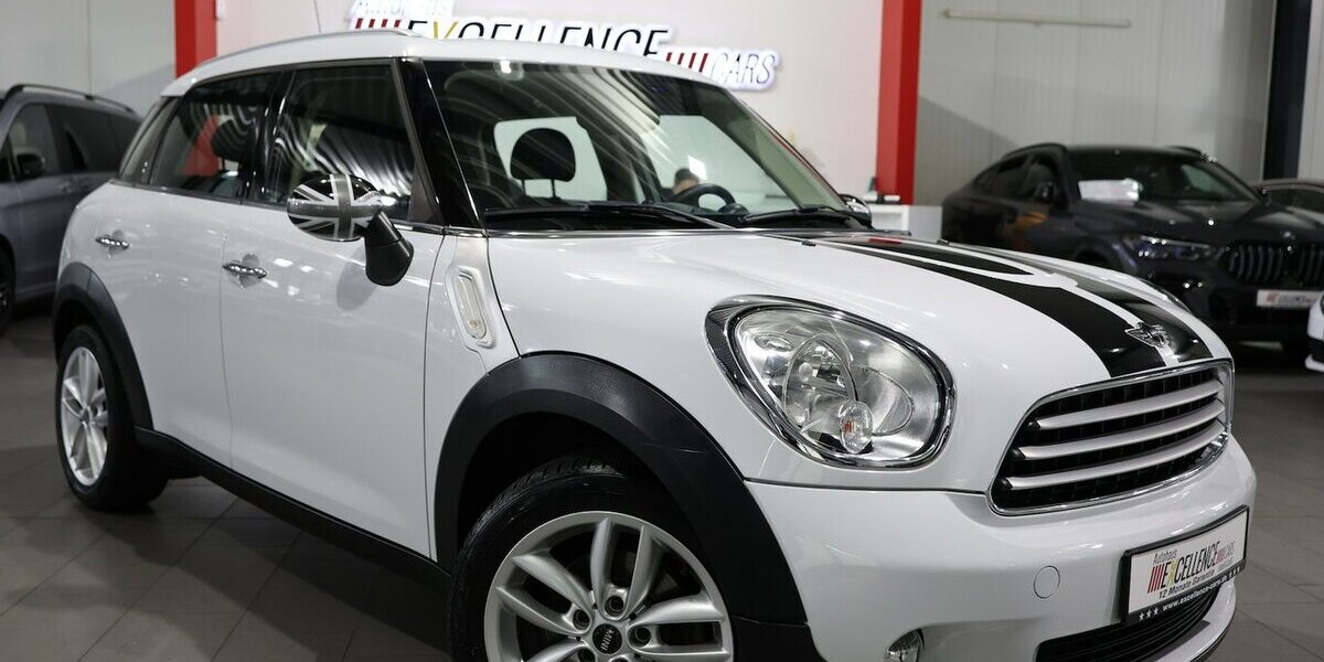 Mini Cooper D Countryman PEPPER II CARBON COLOUR 129.000 km 8.666 &euro; Hamm 59077