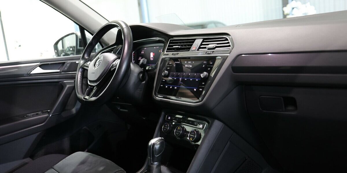 VW Tiguan Allspace 2.0 TSI 4M DSG HIGHLINE DYNAUDIO 100.000 km 25.991 &euro; Hamm 59077