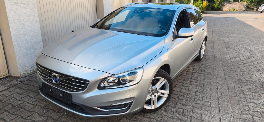 Volvo V60 135.000 km 15.500 &euro; Werne 59368