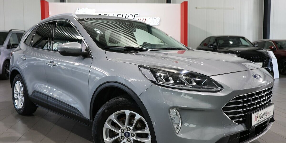 Ford Kuga 2.0 EB AWD TITANIUM-X / LED,HUD,AHK,B&O 109.000 km 20.777 &euro; Hamm 59077
