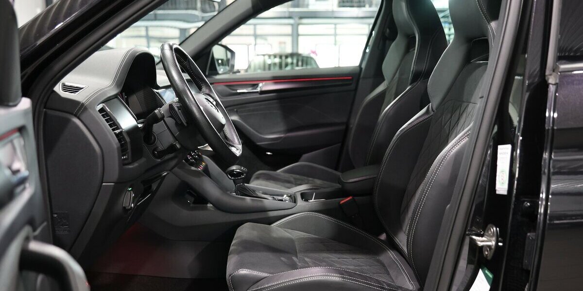 Skoda Kodiaq 2.0 TDI DSG 4x4 SPORTLINE BLACK 7-SITZER 153.000 km 31.777 &euro; Hamm 59077