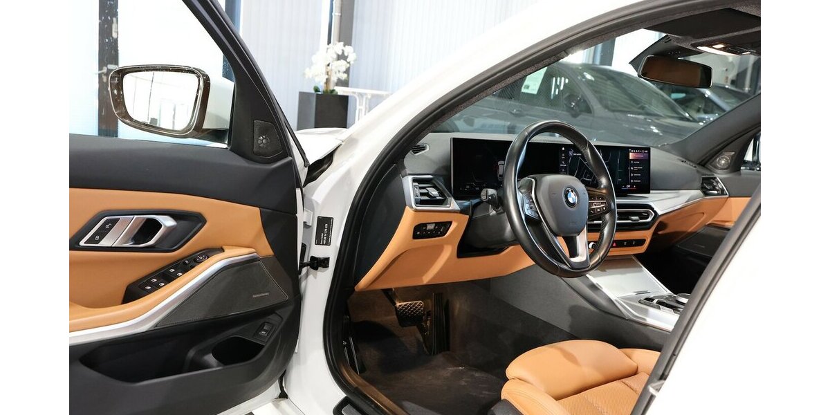BMW 318d Touring SPORT WHITE & BROWN / CURVED+HUD 114.000 km 25.444 &euro; Hamm 59077