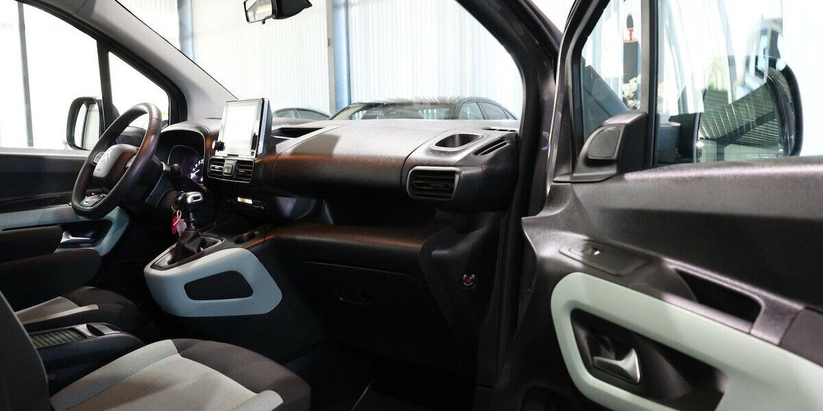 Citroen Berlingo 1.5 BLUE-HDI FEEL XL130 / 7-SITZER / 136.000 km 13.991 &euro; Hamm 59077