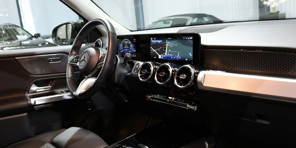 Mercedes-Benz GLB 200 d 4MATIC PROGRESSIVE-LINE SPORT WIDE 40.000 km 35.444 &euro; Hamm 59077