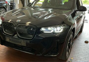 BMW iX3 53.005 km 42.490 &euro; Lünen 44534