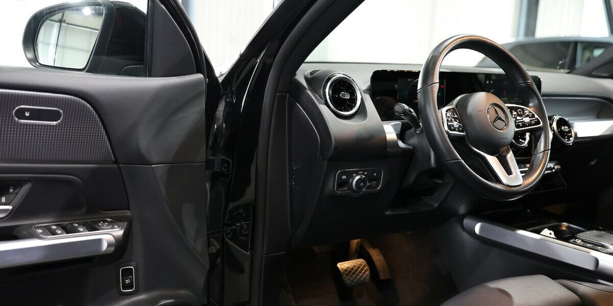 Mercedes-Benz GLB 200 d PROGRESSIVE SPORT / PANORAMA, MATRIX 144.000 km 27.255 &euro; Hamm 59077