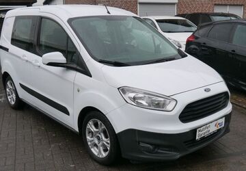 Ford Tourneo Courier 106.570 km 8.500 &euro; Selm 59379