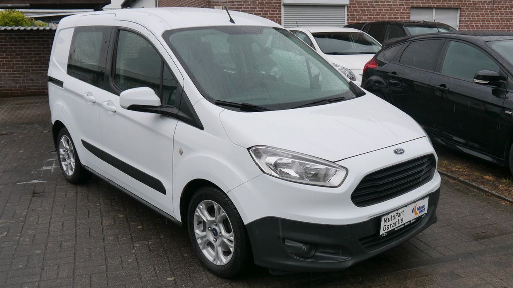 Ford Tourneo Courier 106.570 km 8.500 &euro; Selm 59379
