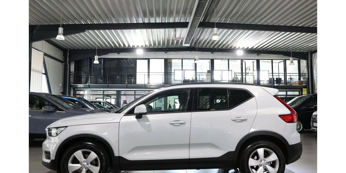 Volvo XC40 BUSINESS / VIRTUAL+NAVI+KAMERA / MATRIX 157.000 km 17.991 &euro; Hamm 59077
