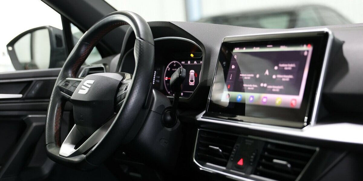 Seat Tarraco 1.4 TSI e-Hybrid DSG FR-SPORT / PANORAMA 85.000 km 27.222 &euro; Hamm 59077