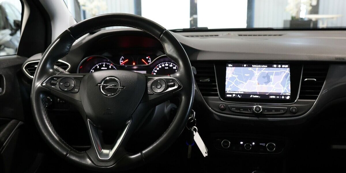 Opel Crossland 1.5 D BUSINESS ELEGANCE / LED / LEDER 125.000 km 11.881 &euro; Hamm 59077