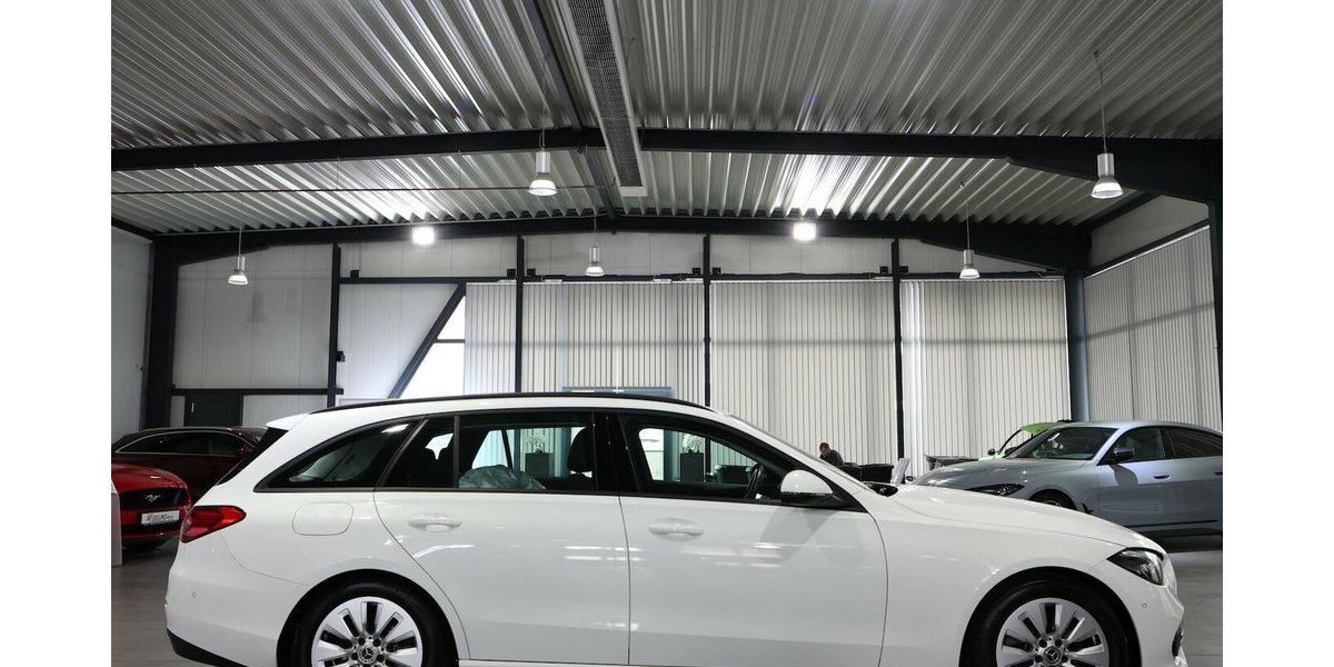 Mercedes-Benz C 220 d T BUSINESS WHITE / DISTRONIC+SPUR+TOTWIN 144.000 km 22.777 &euro; Hamm 59077
