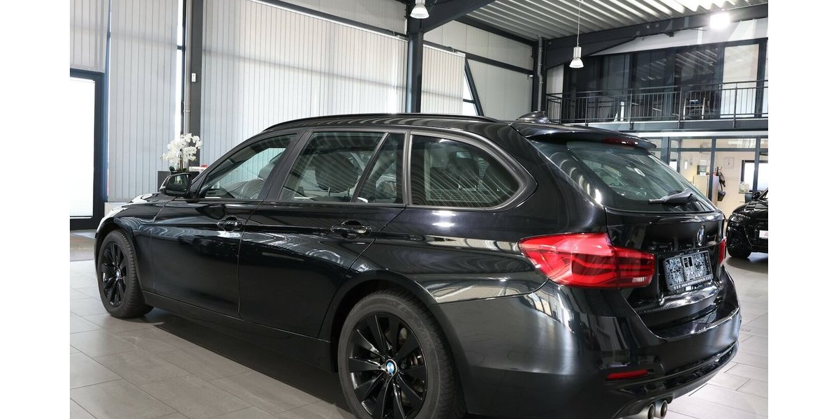 BMW 330d Touring xDrive Advantage / LED, HEAD-UP 227.000 km 11.666 &euro; Hamm 59077
