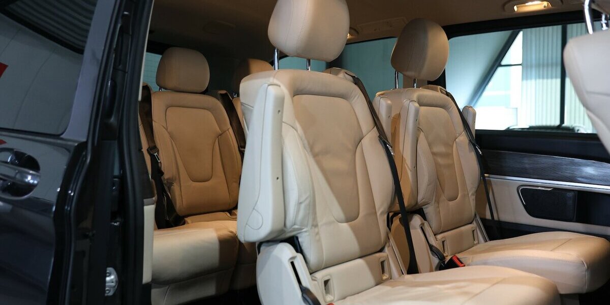 Mercedes-Benz V 250 d ANTGARDE EDITION LANG / BLACK & BEIGE / 175.000 km 38.777 &euro; Hamm 59077