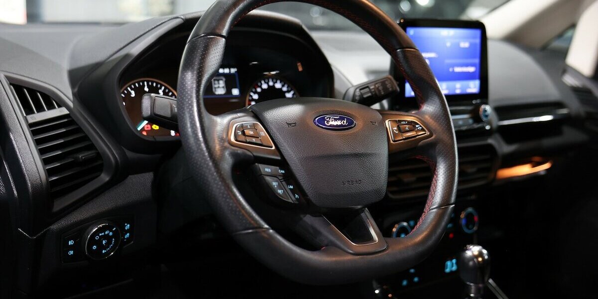 Ford EcoSport 1.0 EB ST-LINE SPORT LEDER, NAVI+KAMERA 38.000 km 14.991 &euro; Hamm 59077