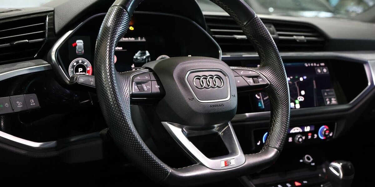 Audi Q3 40 TDI QUATTRO S-LINE SPORT BLACK MATRIX-LED 172.000 km 24.500 &euro; Hamm 59077