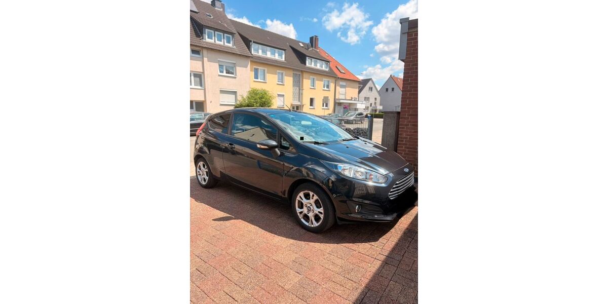 Ford Fiesta 127.000 km 4.199 &euro; Hamm 59067
