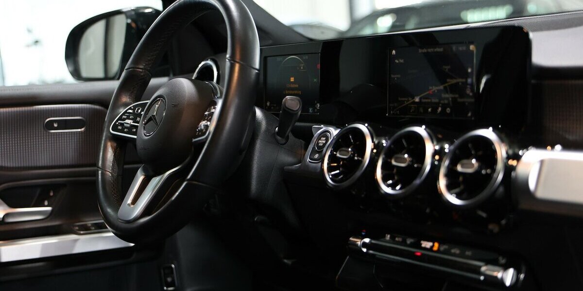 Mercedes-Benz GLB 200 d PROGRESSIVE SPORT / PANORAMA, MATRIX 144.000 km 27.255 &euro; Hamm 59077