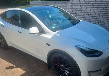 Tesla Model Y 53.850 km 37.800 &euro; Kamen 59174