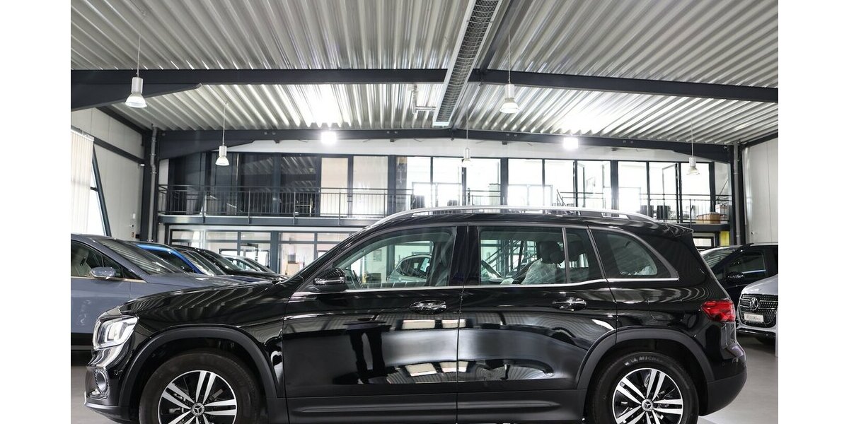 Mercedes-Benz GLB 200 d BUSINESS / PANORAMA, DISTRONIC, LEDER 36.000 km 32.991 &euro; Hamm 59077