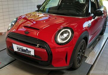 Mini Cooper SE 78.005 km 16.590 &euro; Soest 59494