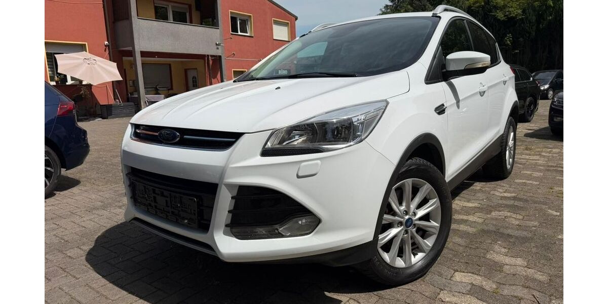Ford Kuga 162.780 km 9.290 &euro; Hamm 59077