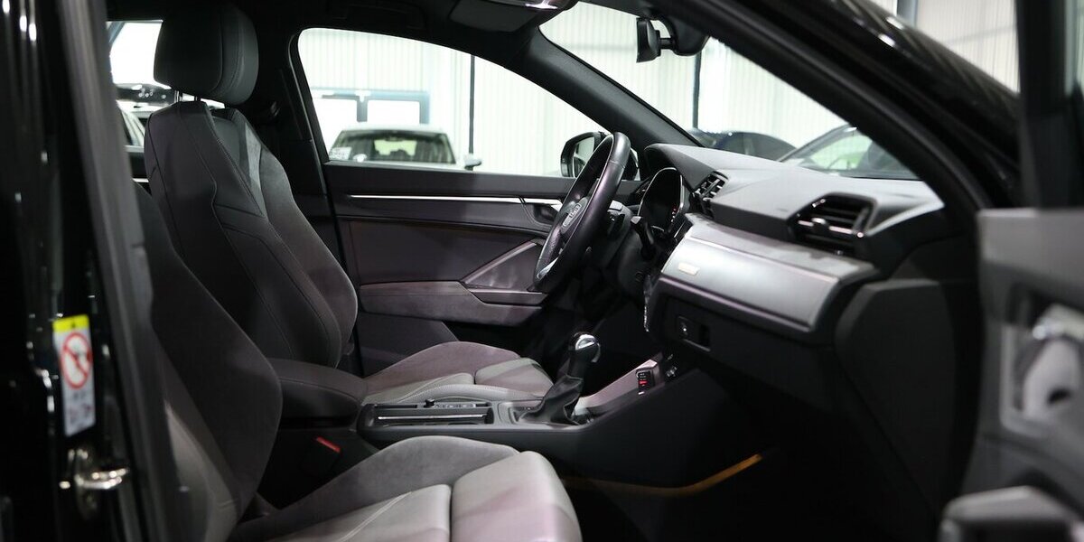 Audi Q3 SPORTBACK 40 TDI Q S-LINE DESIGN BLACK / LED 40.000 km 36.993 &euro; Hamm 59077