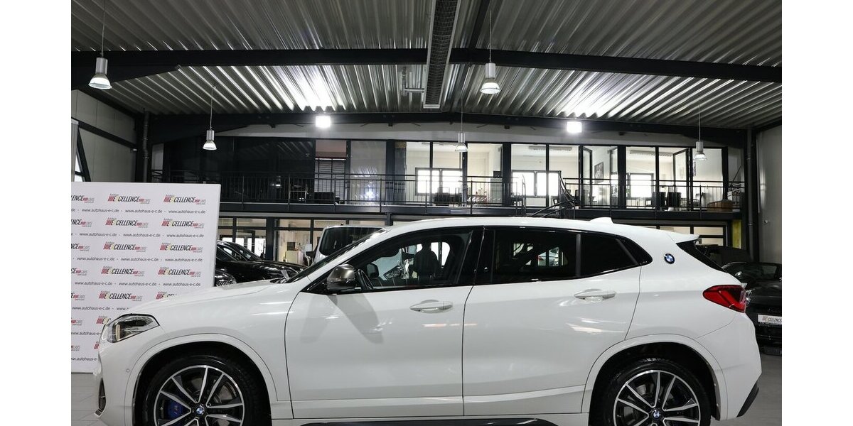 BMW X2 M35i xDrive M-SPORT WHITE / HEAD-UP / LED 114.000 km 23.345 &euro; Hamm 59077