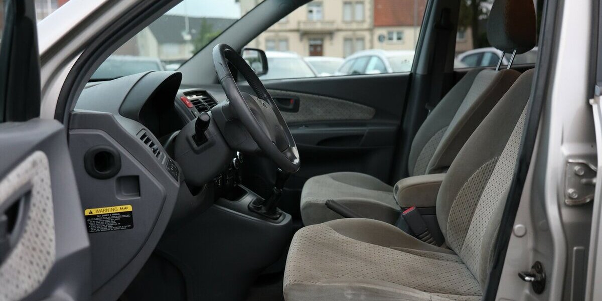 Hyundai Tucson 2.0 CRDi GLS AWD / TÜV-AU BIS 02.2027 / 100.000 km 2.902 &euro; Hamm 59077