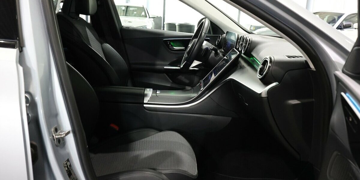 Mercedes-Benz C 220 T d AVANTGARDE BUSINESS NIGHT / MATRIX-LED 92.000 km 27.333 &euro; Hamm 59077