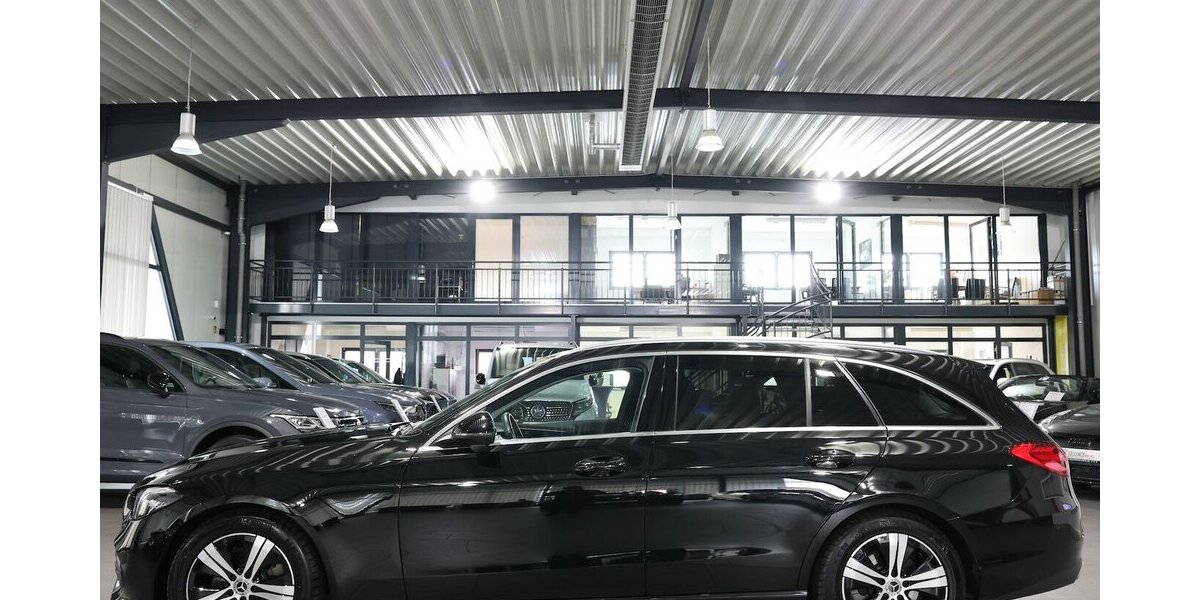Mercedes-Benz C 200 d T AVANTGARDE / MATRIX-LED / LEDER / TOP 142.000 km 23.666 &euro; Hamm 59077