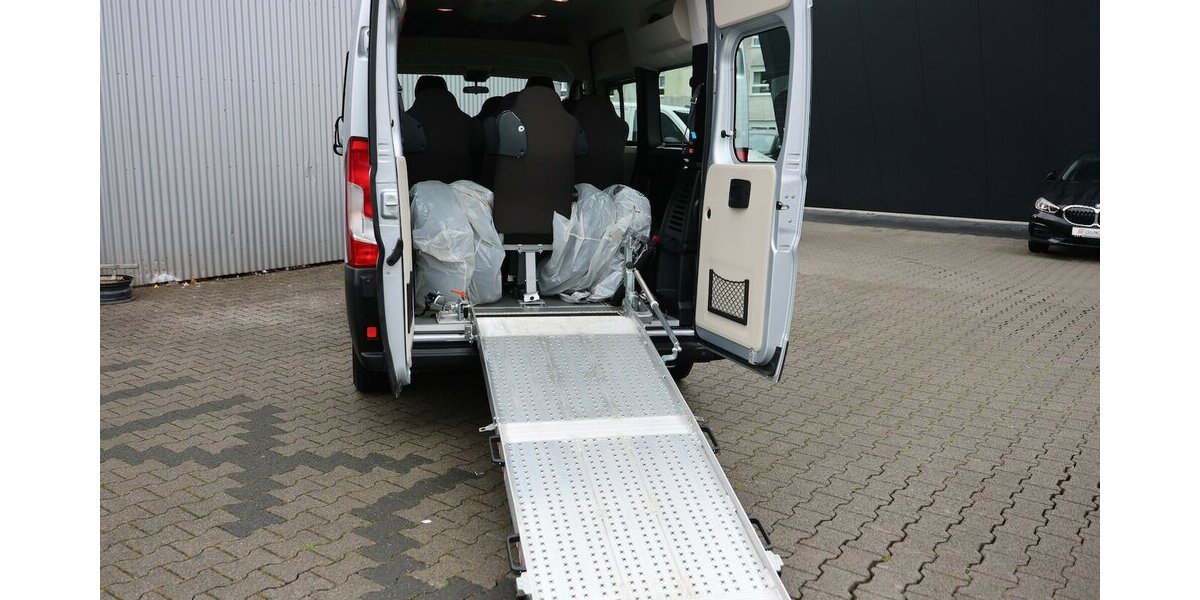 Fiat Ducato 2.3 140 MJT L2H2 / 9-SITZER / ROLLSTUHL 17.000 km 32.333 &euro; Hamm 59077