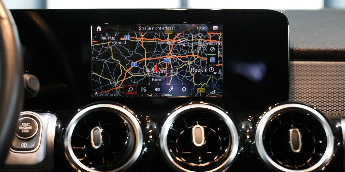 Mercedes-Benz GLB 200 d BUSINESS / PANORAMA, DISTRONIC, LEDER 36.000 km 32.991 &euro; Hamm 59077