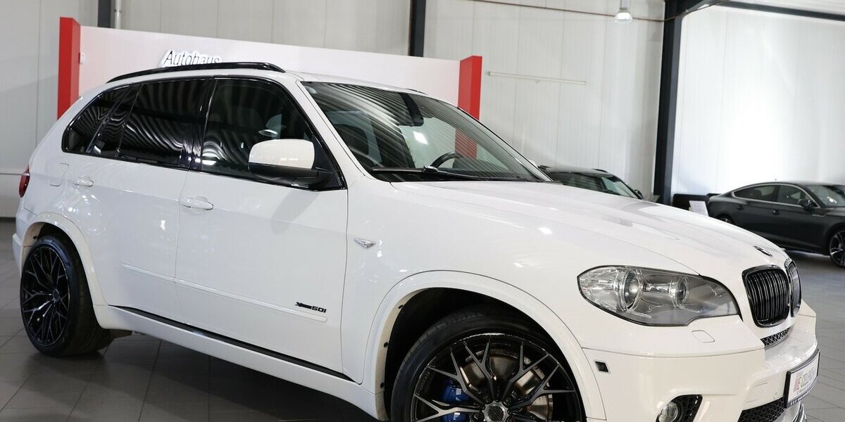 BMW X5 M xDrive50i WHITE M-SPORTPAKET / PANORAMA 66.000 km 17.502 &euro; Hamm 59077