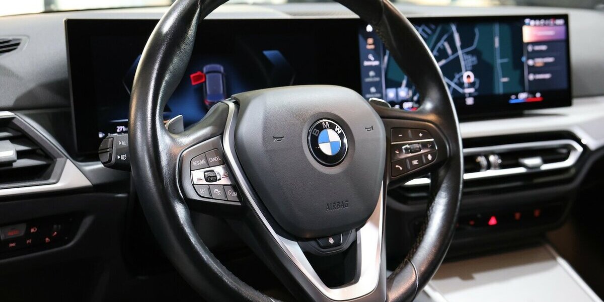 BMW 318d Touring ADVANTAGE CURVED+NAVI, LEDER, LED 67.000 km 25.999 &euro; Hamm 59077