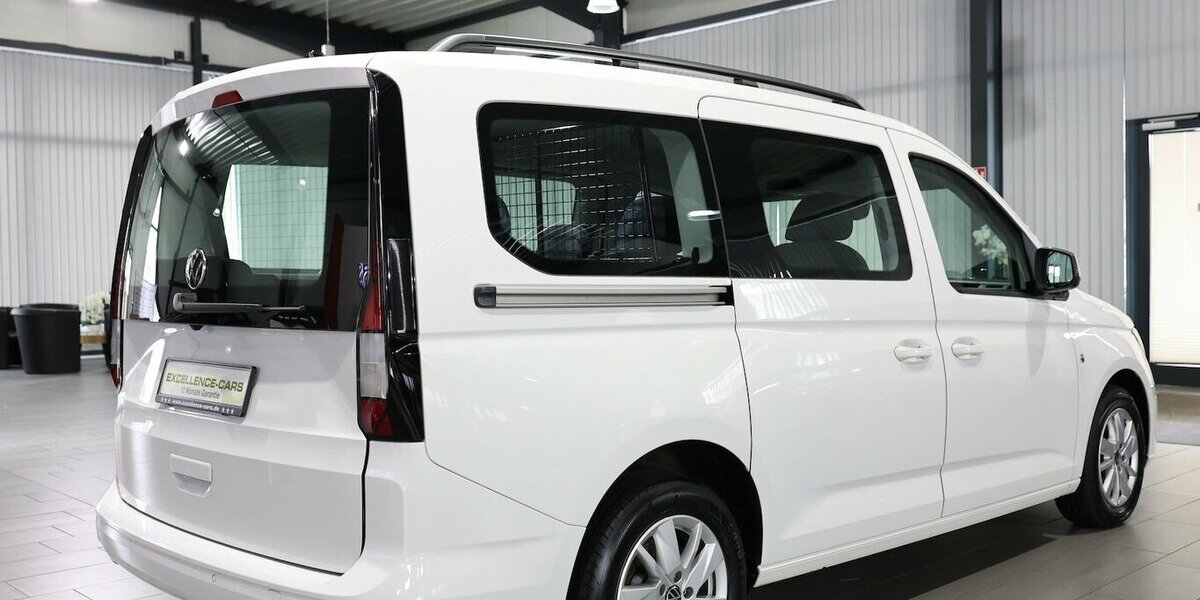 VW Caddy Maxi KOMBI 2.0 TDI 4M LIFE IQ ALLRAD OPTIK 95.000 km 25.444 &euro; Hamm 59077