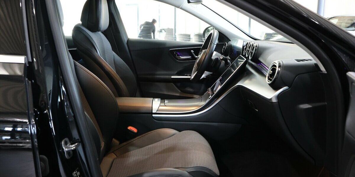 Mercedes-Benz C 220 d T AVANTGARDE ADVANCED / LASER, DISTRONIC 82.000 km 27.444 &euro; Hamm 59077