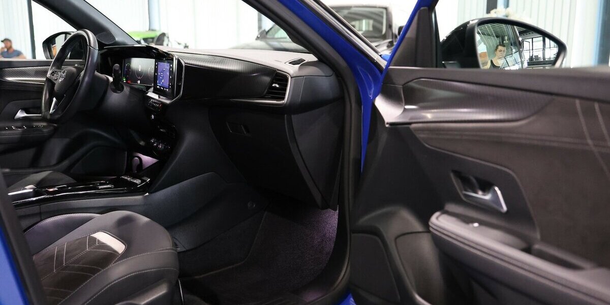Opel Mokka-e ULTIMATE TECH95,8% BLUE&BLACK WÄRMEPUMPE 39.000 km 18.777 &euro; Hamm 59077