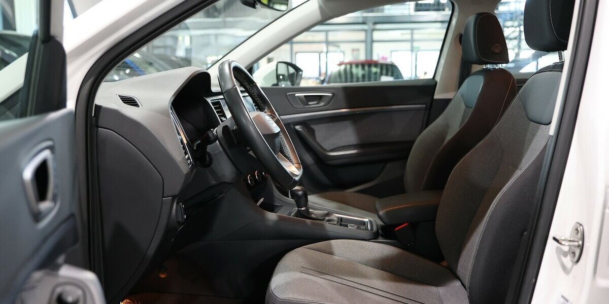Seat Ateca 2.0 TDI DSG STYLE / BEATS / LED / AHK 92.000 km 19.777 &euro; Hamm 59077