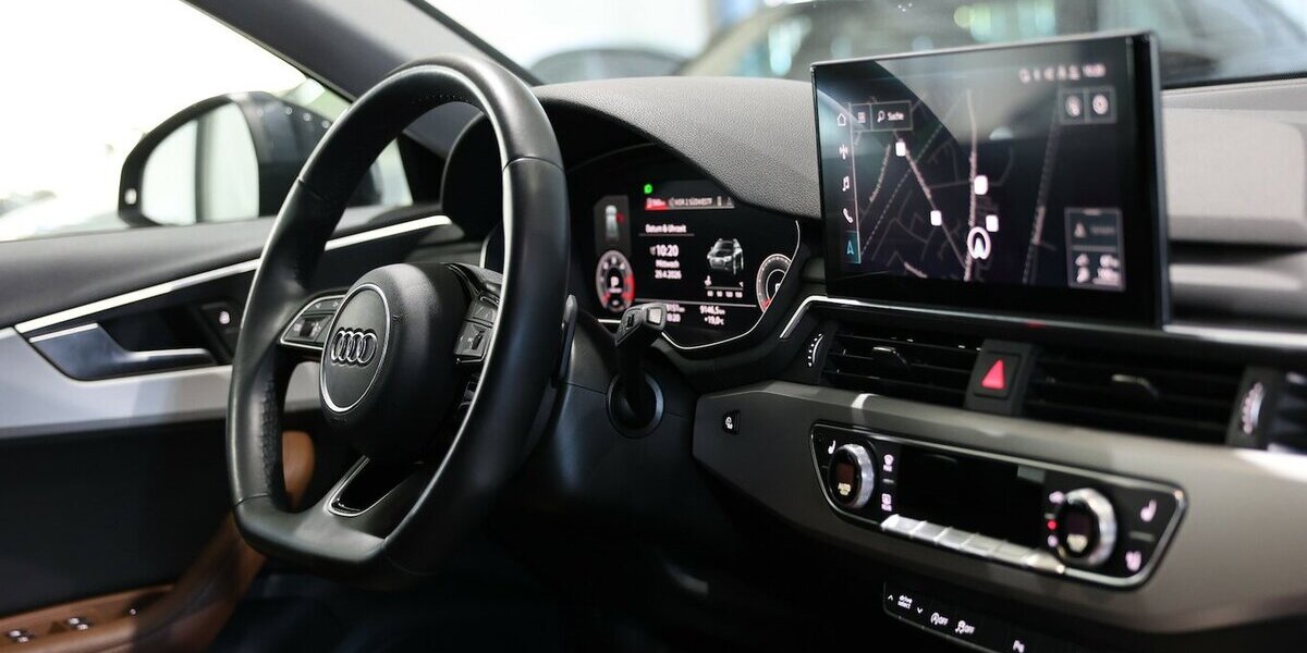 Audi A4 Allroad 40 TDI Q BUSINESS GREY & BROWN / LED 199.000 km 18.333 &euro; Hamm 59077