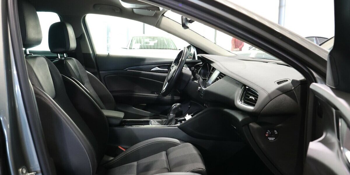 Opel Insignia ST 1.6 D BUSINESS INNOVATION / LED / 79.000 km 13.333 &euro; Hamm 59077