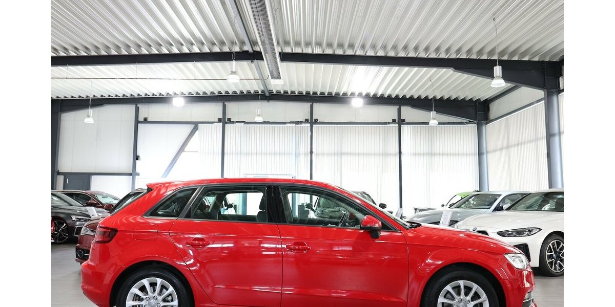 Audi A3 SPORTBACK 2.0 TDI ATTRACTION 1.HAND / XENON 132.000 km 11.855 &euro; Hamm 59077