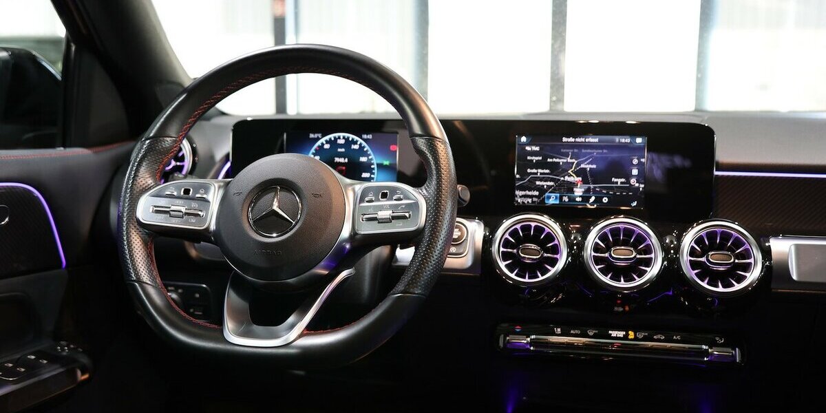 Mercedes-Benz GLB 220 d AMG-LINE SPORT NIGHT / PANORAMA / LED 162.000 km 28.444 &euro; Hamm 59077