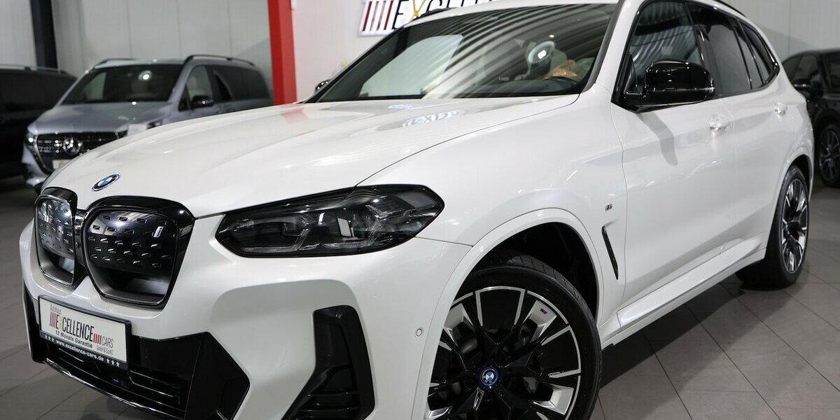 BMW iX3 IMPRESSIVE M-SPORT 99% / PANORAMA, H/K, PRO 110.000 km 36.777 &euro; Hamm 59077