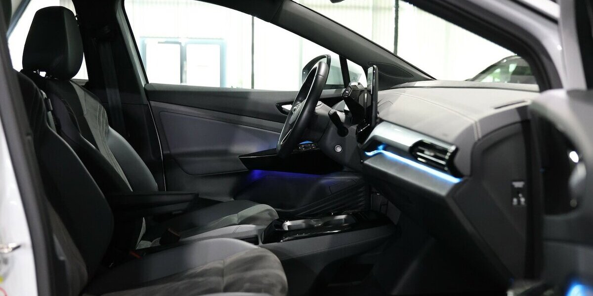 VW ID.5 PRO PERFORMANCE 150 kW IQ 97,8% STYLE / TOP 54.000 km 29.991 &euro; Hamm 59077