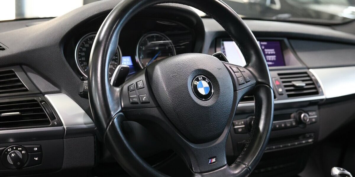 BMW X5 M xDrive50i WHITE M-SPORTPAKET / PANORAMA 66.000 km 17.502 &euro; Hamm 59077