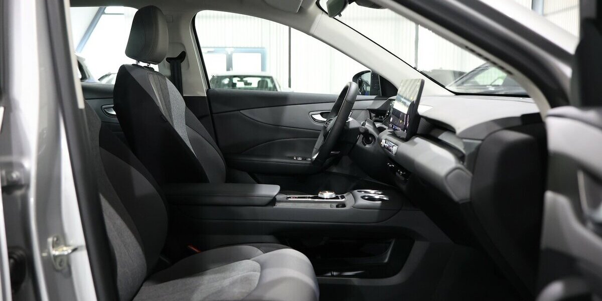 MG S5 EV S5 Comfort / LED, ACC+SPURHALT+TOTWINKEL 4.700 km 25.991 &euro; Hamm 59077