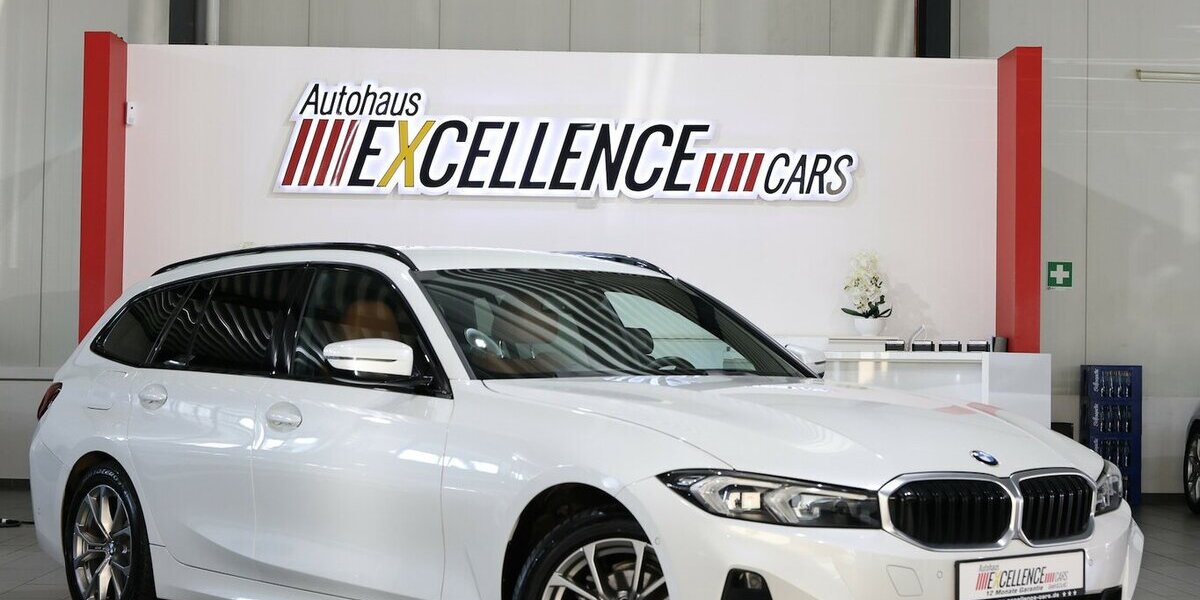 BMW 318d Touring SPORT WHITE & BROWN / CURCED, LED 100.000 km 24.766 &euro; Hamm 59077